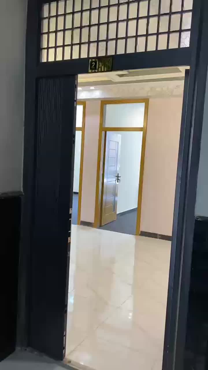 ساختمان جدید